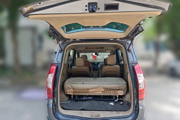 Used Wuling Hongguang 2013 1.5L S Luxury Model Trunk
