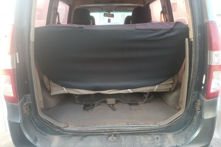 Used Wuling Hongguang 2013 1.5L Standard Version Trunk