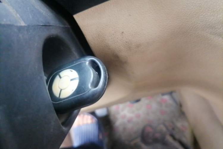 Used Wuling Hongguang 2013 1.5L Luxury Model Vehicle Key