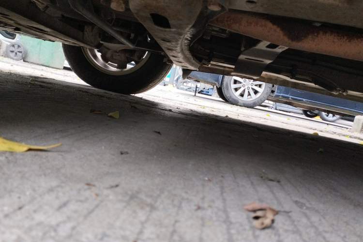 Used Wuling Hongguang 2013 1.5L S Luxury Model Chassis Front Left