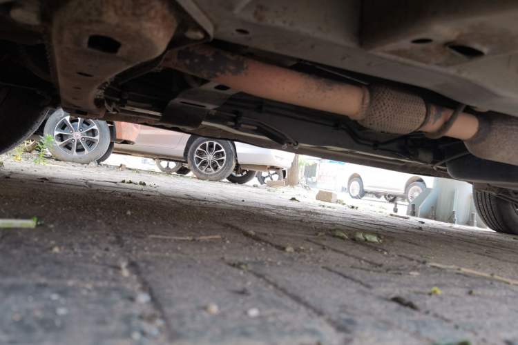 Used Wuling Hongguang 2013 1.5L S Comfort Model Chassis Front Left