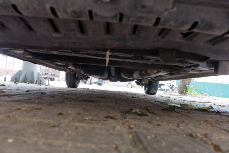 Used Wuling Hongguang 2013 1.5L S Comfort Model Chassis Front
