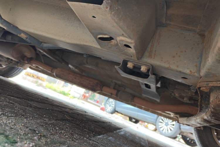 Used Wuling Hongguang 2013 1.5L S Luxury Model Chassis Front Right
