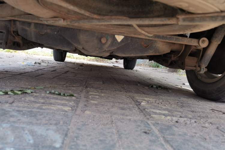 Used Wuling Hongguang 2013 1.5L S Comfort Model Chassis Rear