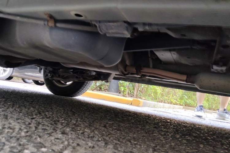 Used Wuling Hongguang 2013 1.5L Luxury Model Chassis Rear Right
