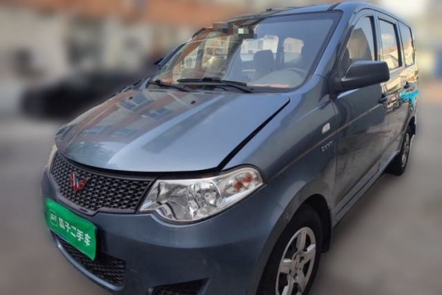Wuling Hongguang 2013 1.5L Base Version usado