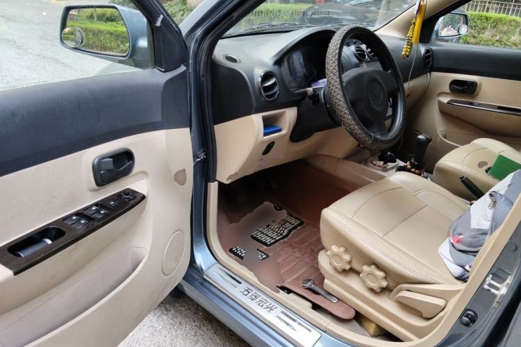 Used Wuling Hongguang 2013 1.5L Luxury Model Driver Seat