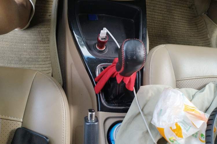 Used Wuling Hongguang 2013 1.5L S Luxury Model Gear Lever