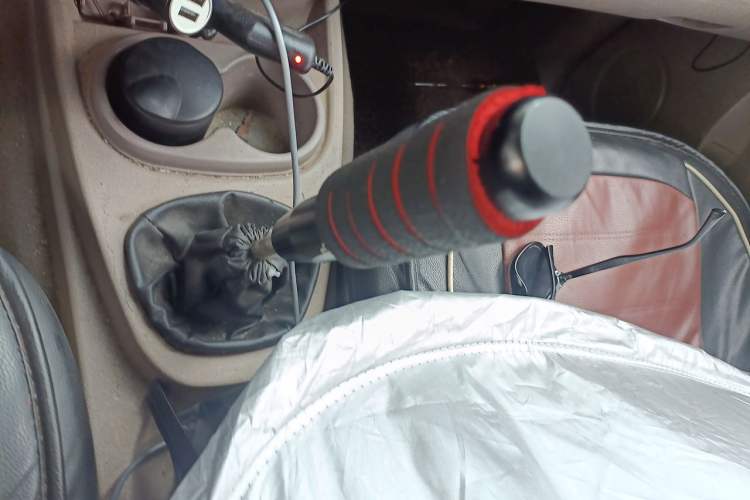 Used Wuling Hongguang 2013 1.2L S Comfort Model China IV Standard Gear Lever