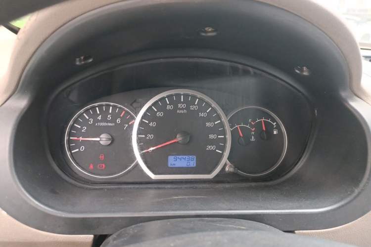 Used Wuling Hongguang 2013 1.2L S Comfort Model China IV Standard Instrument Cluster