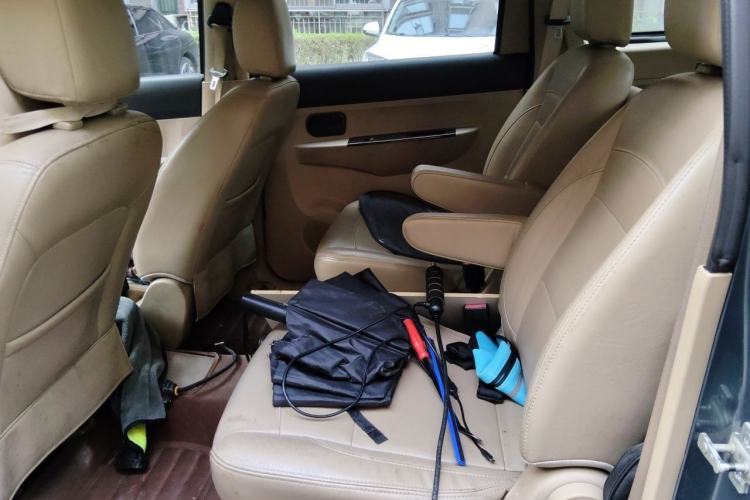 Used Wuling Hongguang 2013 1.5L Luxury Model Left Rear Seat