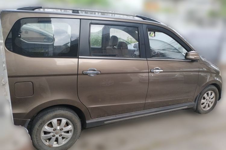 Used Wuling Hongguang 2013 1.5L S Luxury Model Rear Right 45 Deg