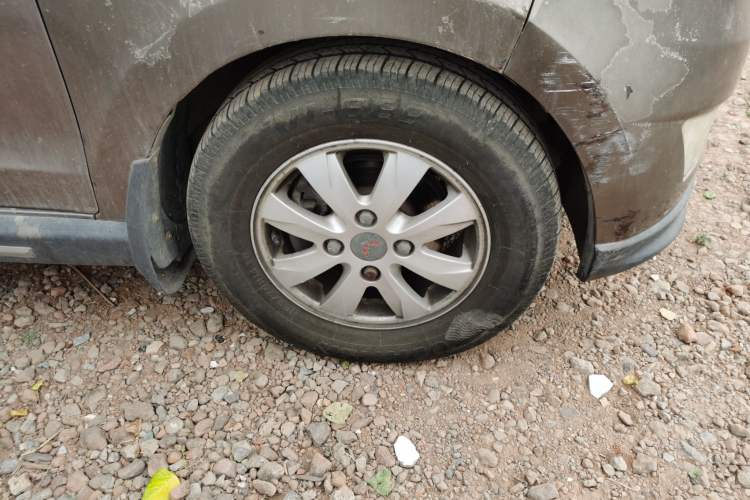 Used Wuling Hongguang  Right Front Wheel Hub