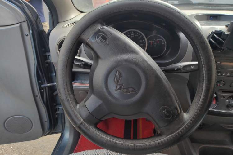 Used Wuling Hongguang 2013 1.5L Base Version Steering Wheel