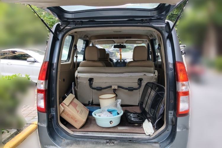 Used Wuling Hongguang 2013 1.5L Luxury Model Trunk