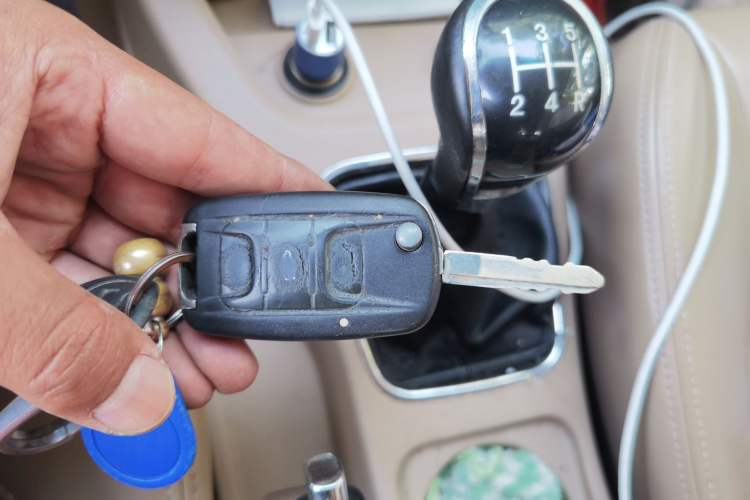 Used Wuling Hongguang 2013 1.5L S Comfort Model Vehicle Key