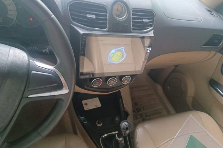 Used Wuling Hongguang 2013 1.5L S Luxury Model Audio And AC Panel