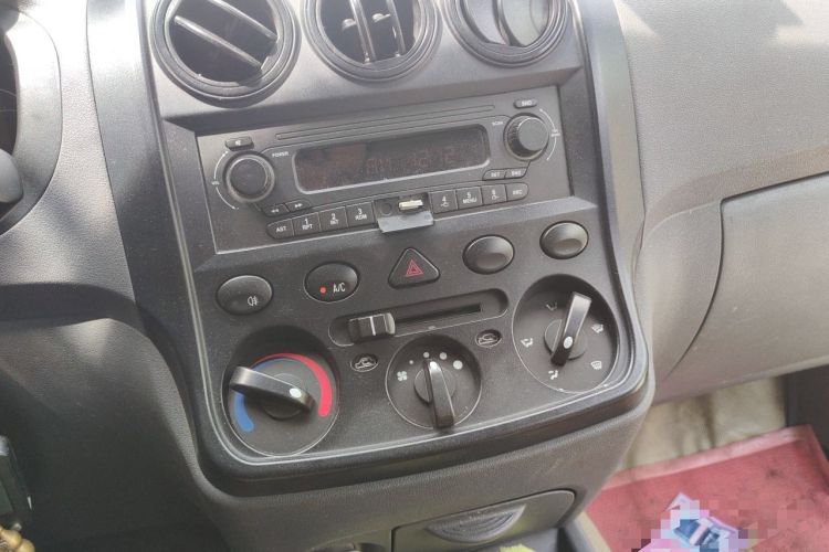 Used Wuling Hongguang 2013 1.5L Base Version Audio And AC Panel
