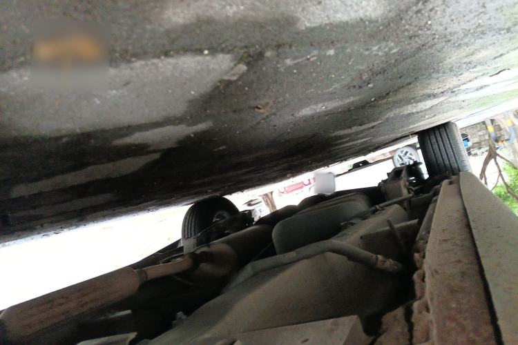 Used Wuling Hongguang 2013 1.5L S Luxury Model Chassis Front Left