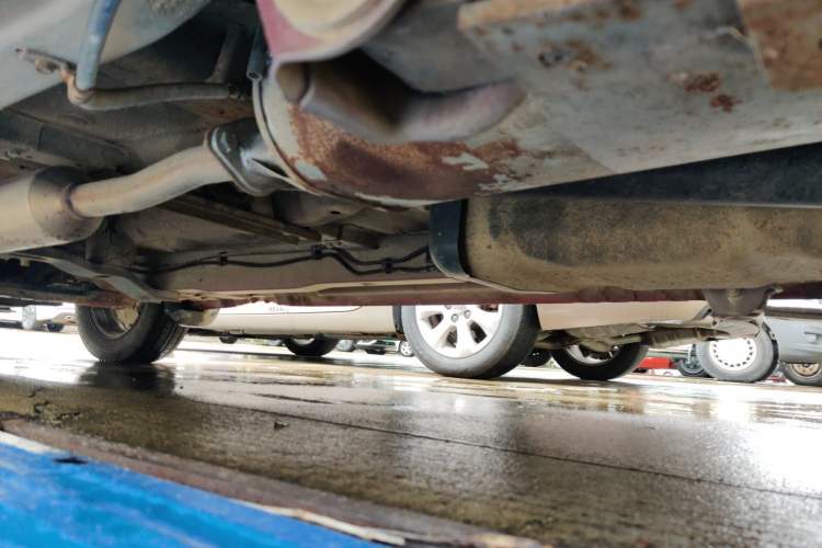 Used Wuling Hongguang 2013 1.5L Base Version Chassis Rear Left