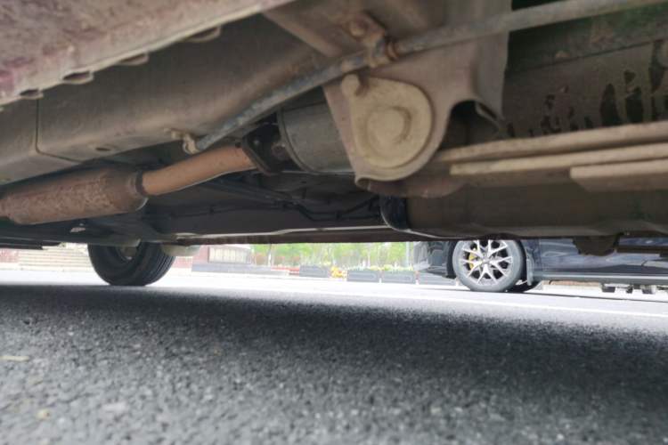 Used Wuling Hongguang 2013 1.5L Base Version Chassis Rear Left