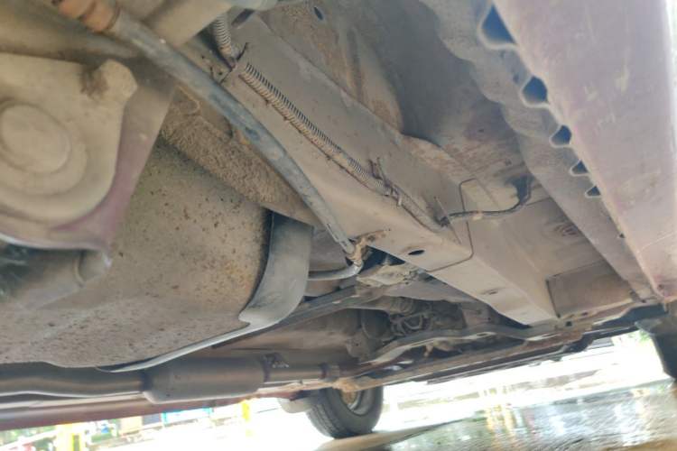 Used Wuling Hongguang 2013 1.5L Base Version Chassis Rear Right