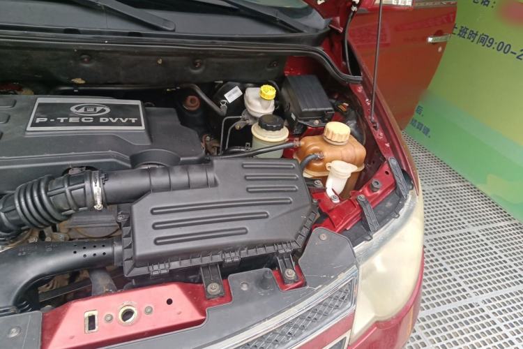Used Wuling Hongguang 2013 1.5L S Luxury Model Engine Bay Left