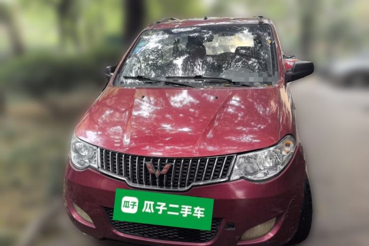 Used Wuling Hongguang 2013 1.5L Standard Version Front