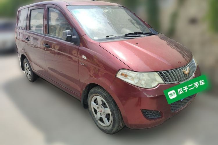 Used Wuling Hongguang 2013 1.5L Base Version Front Right 45 Deg