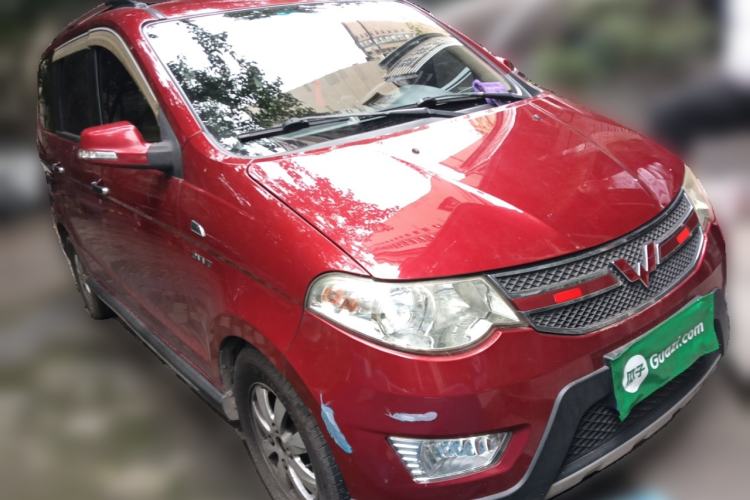 Used Wuling Hongguang 2013 1.5L S Luxury Model Front Right 45 Deg