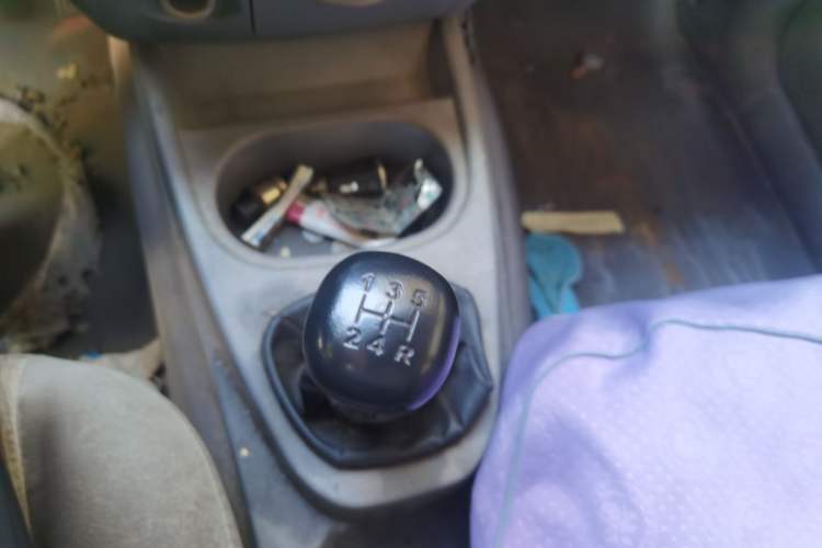 Used Wuling Hongguang 2013 1.5L Base Version Gear Lever