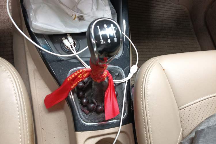 Used Wuling Hongguang 2013 1.5L S Luxury Model Gear Lever