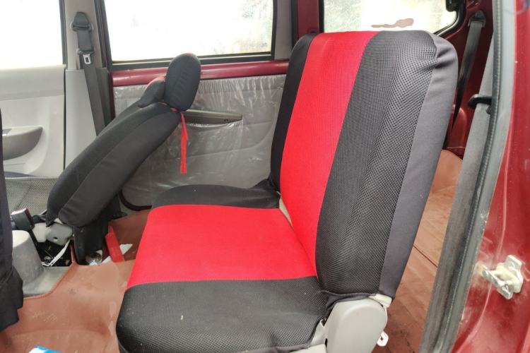 Used Wuling Hongguang 2013 1.5L Base Version Left Rear Seat
