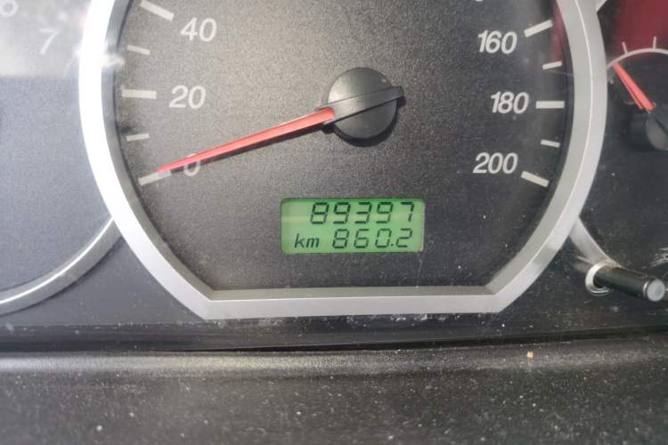 Used Wuling Hongguang 2013 1.5L Base Version Odometer Close Up
