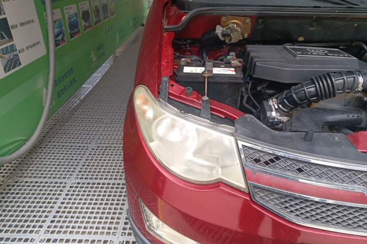Used Wuling Hongguang 2013 1.5L S Luxury Model Right Front Headlight