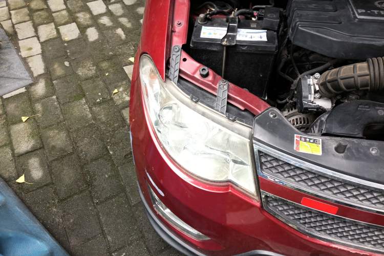 Used Wuling Hongguang 2013 1.5L S Luxury Model Right Front Headlight