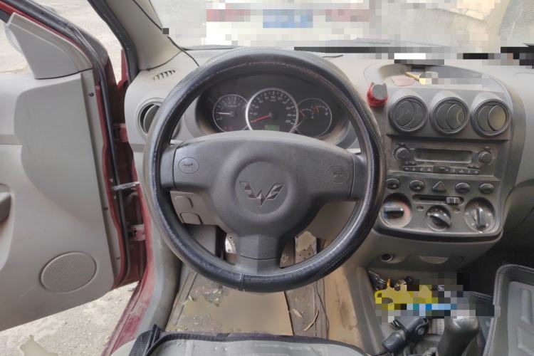 Used Wuling Hongguang 2013 1.5L Base Version Steering Wheel