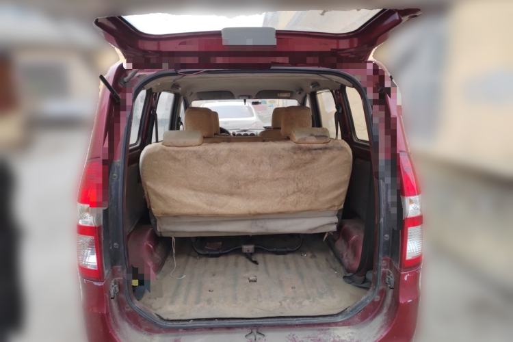 Used Wuling Hongguang 2013 1.5L Base Version Trunk