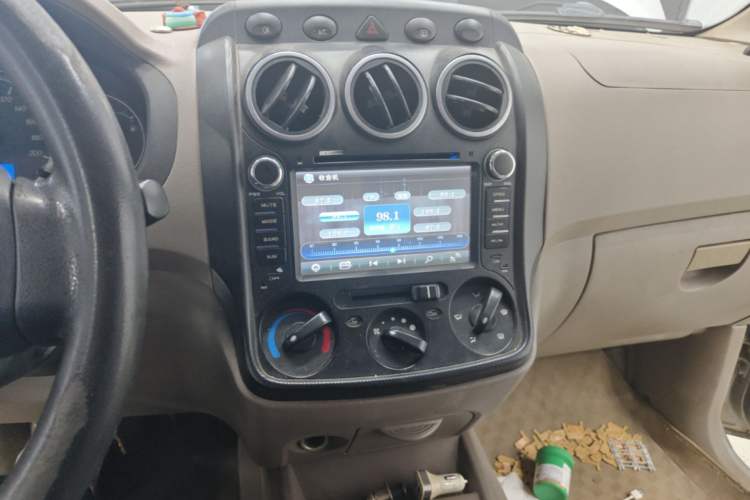 Used Wuling Hongguang 2013 1.5L Comfort Model Audio And AC Panel