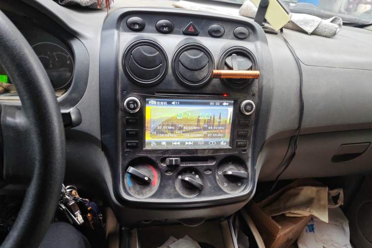 Used Wuling Hongguang 2013 1.5L Base Version Audio And AC Panel