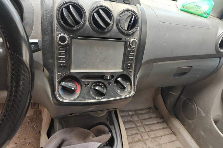 Used Wuling Hongguang 2013 1.5L Base Version Audio And AC Panel