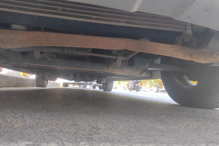 Used Wuling Hongguang 2013 1.5L S Comfort Model Chassis Front