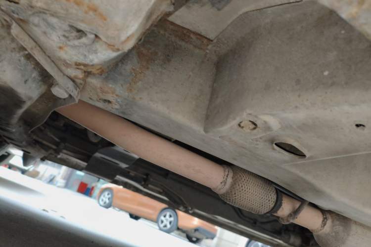 Used Wuling Hongguang 2013 1.5L Base Version Chassis Front Left