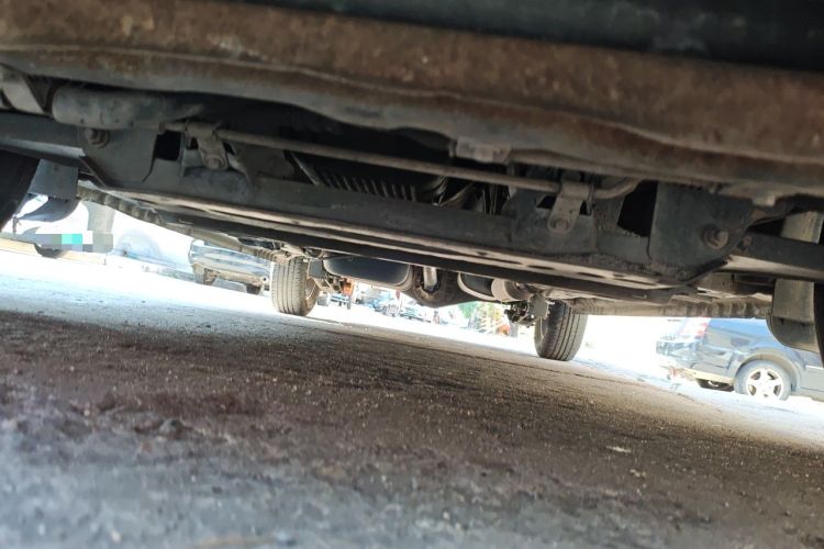 Used Wuling Hongguang 2013 1.5L Luxury Model Chassis Front