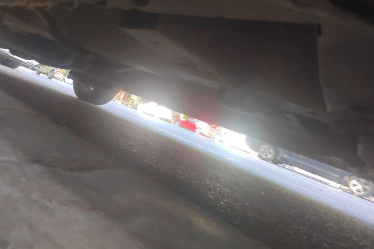 Used Wuling Hongguang 2013 1.5L S Comfort Model Chassis Front Right