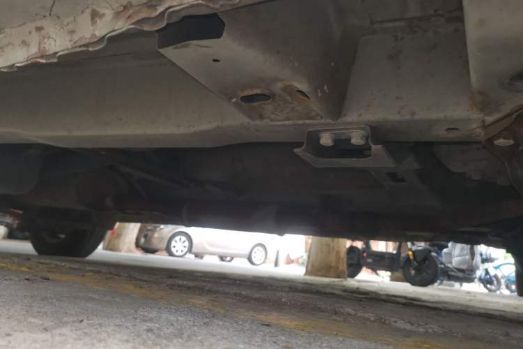Used Wuling Hongguang 2013 1.5L Base Version Chassis Front Right