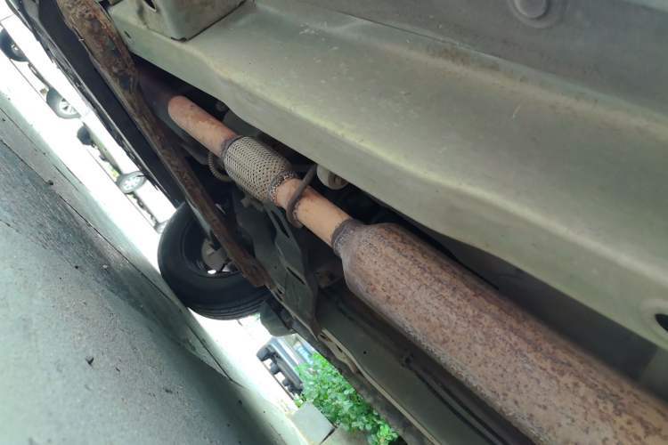 Used Wuling Hongguang 2013 1.5L Base Version Chassis Front Right