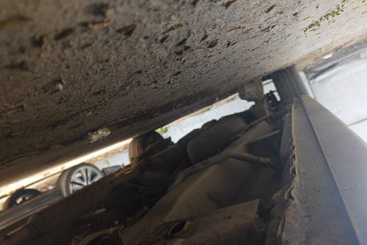 Used Wuling Hongguang 2013 1.5L S Comfort Model Chassis Front Right