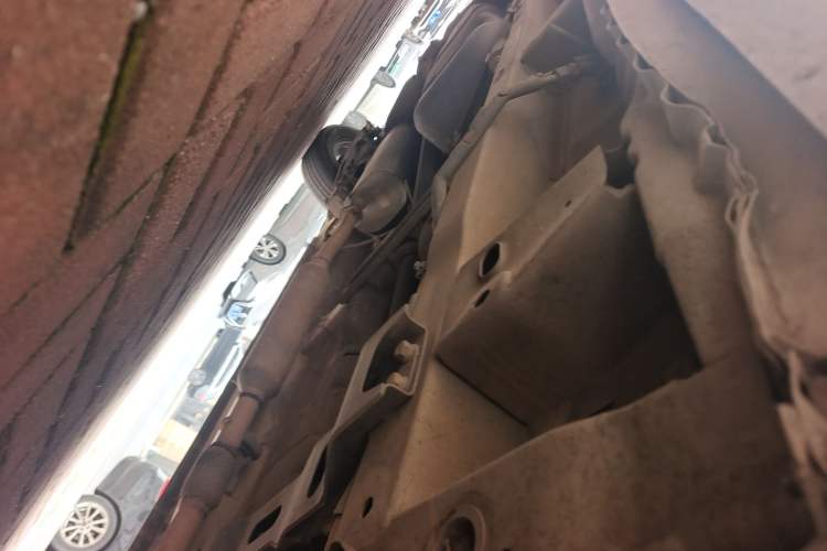 Used Wuling Hongguang 2013 1.5L Luxury Model Chassis Front Right