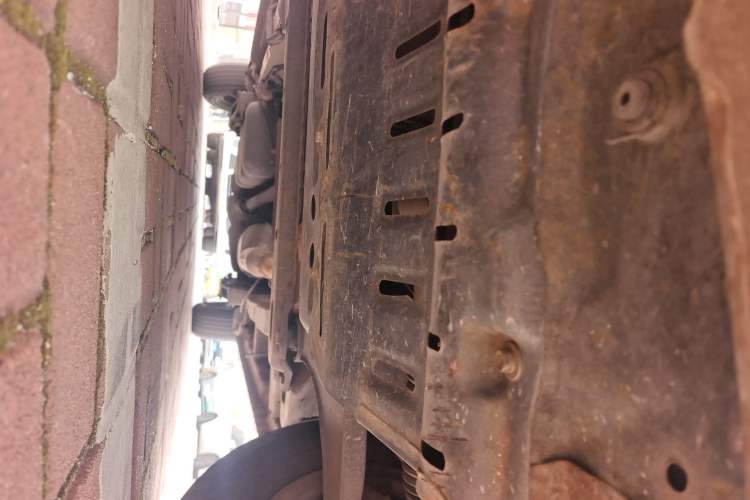 Used Wuling Hongguang 2013 1.5L Luxury Model Chassis Front